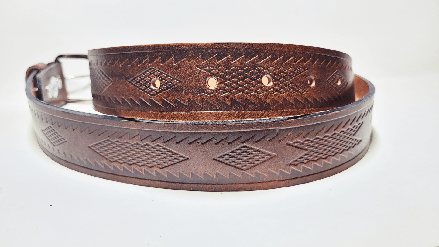 Handmade Embossed Buffalo Leather Belt - Buffalo Artisanal - C-154black