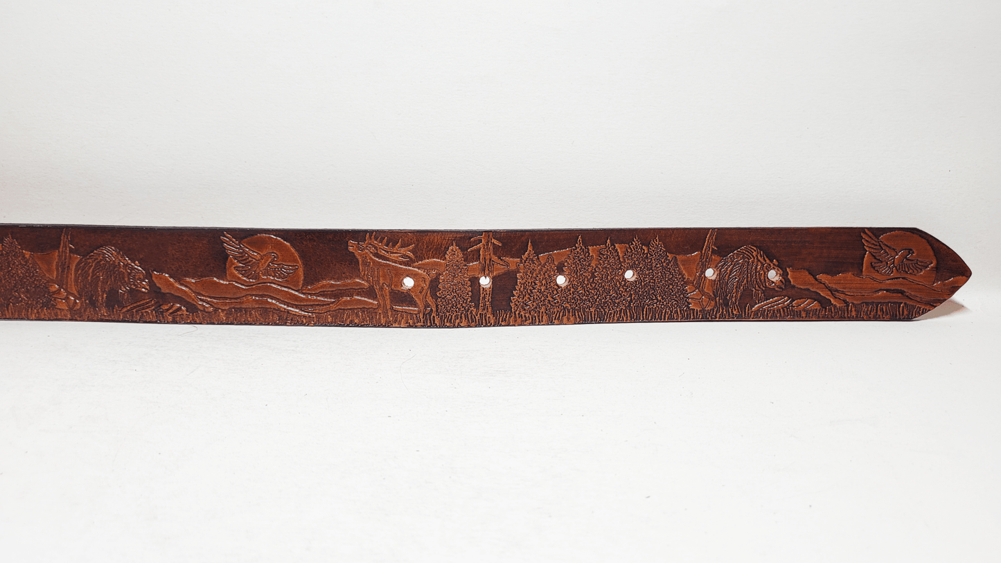 Handmade Embossed Buffalo Leather Belt - Buffalo Artisanal - C-101