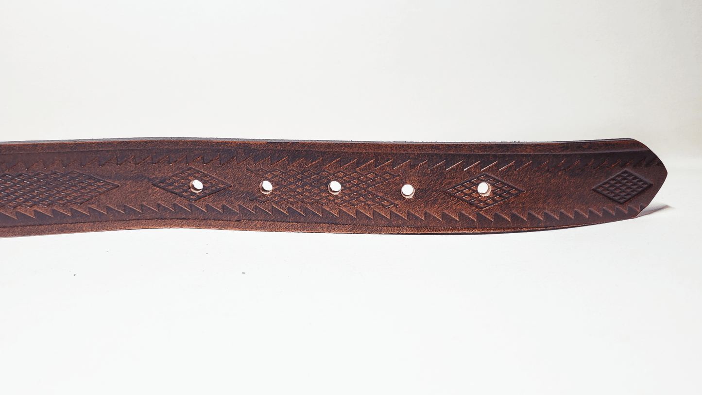 Handmade Embossed Buffalo Leather Belt - Buffalo Artisanal - C-154black