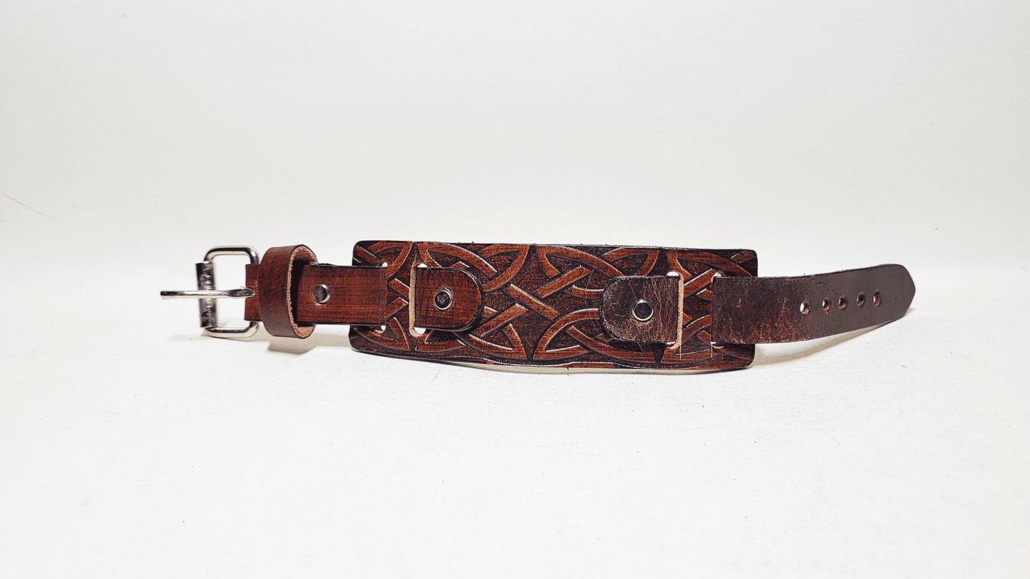 Handmade Embossed Leather Bracelet - Buffalo Artisanal - B-249