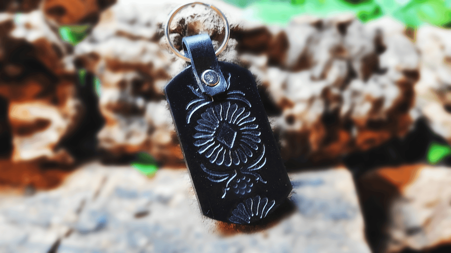 Handmade Embossed Leather Keychain - Buffalo Artisanal - PC-244