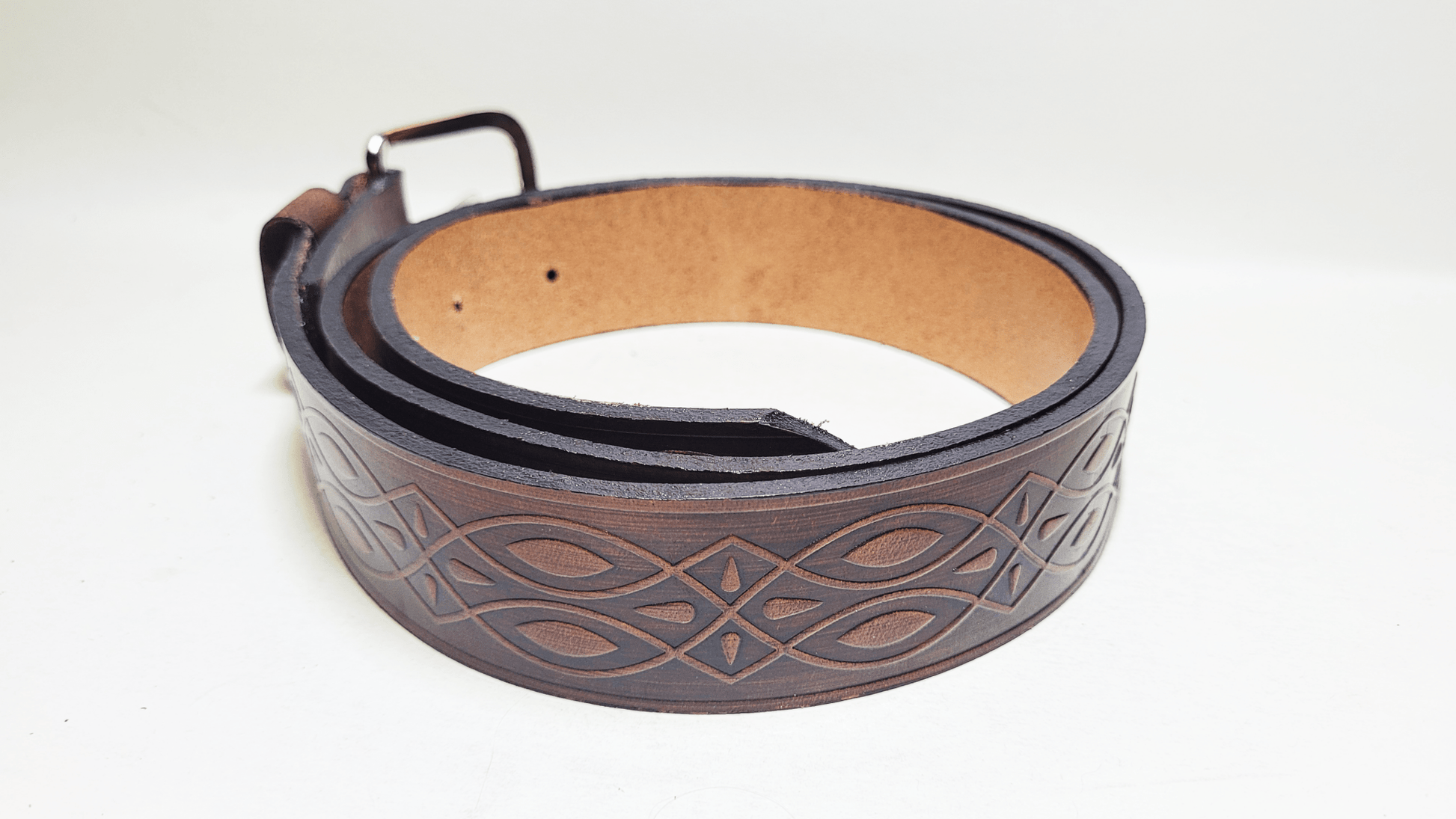Handmade Embossed Buffalo Leather Belt - Buffalo Artisanal - C-264
