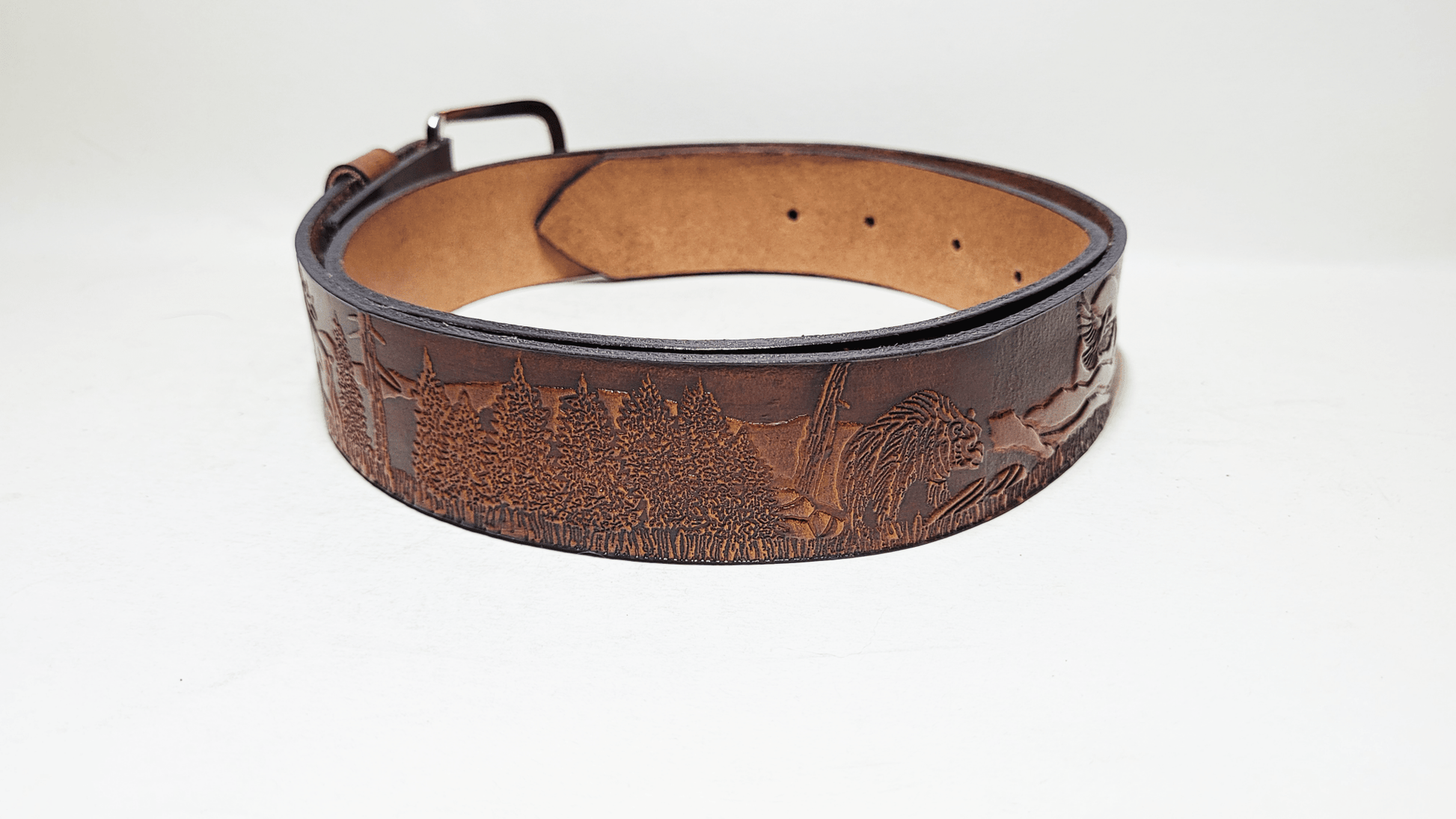 Handmade Embossed Buffalo Leather Belt - Buffalo Artisanal - C-101