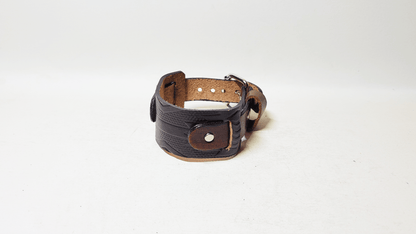 Handmade Embossed Leather Bracelet - Buffalo Artisanal - B-240
