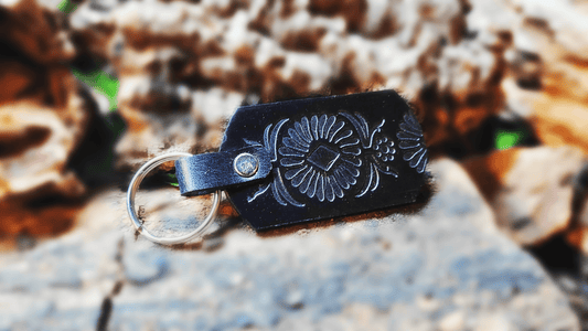 Handmade Embossed Leather Keychain - Buffalo Artisanal - PC-244